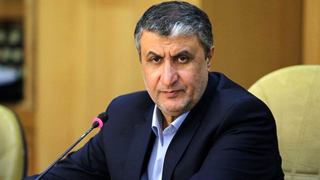 جایی که «گاوداری» است یا «آهن قراضه» می‌فروشند چگونه می‌تواند سایت هسته‌ای باشد؟