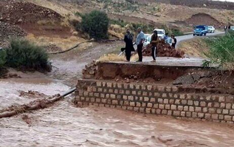 بحران سیل در شهرستان رستم‌ جدی است