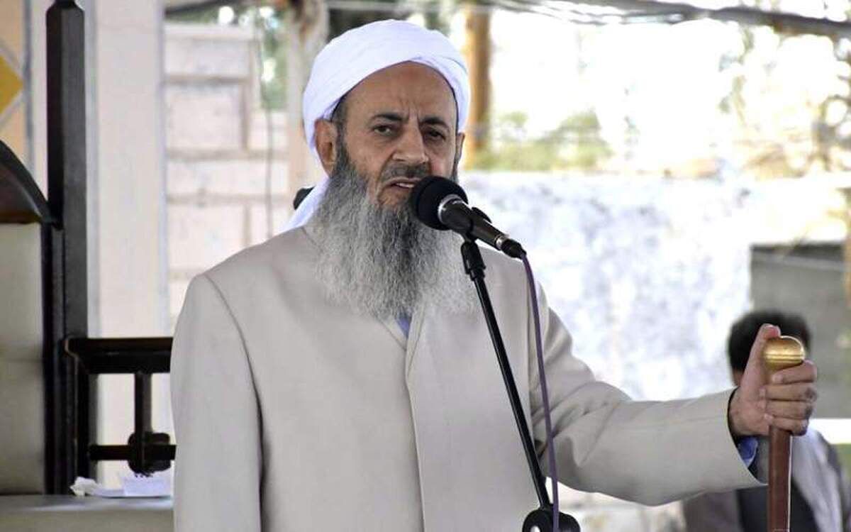 واکنش مولوی عبدالحمید به حادثه تروریستی کلانتری 16 زاهدان