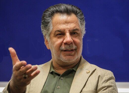 حمله یک نویسنده به فرح‌بخش؛ شما با ادعای بچه مسلمان بودنتان تا اینجا پیش آمدید