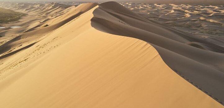 بزرگ‌ترین بیابان غیرشنی جهان کجاست؟
