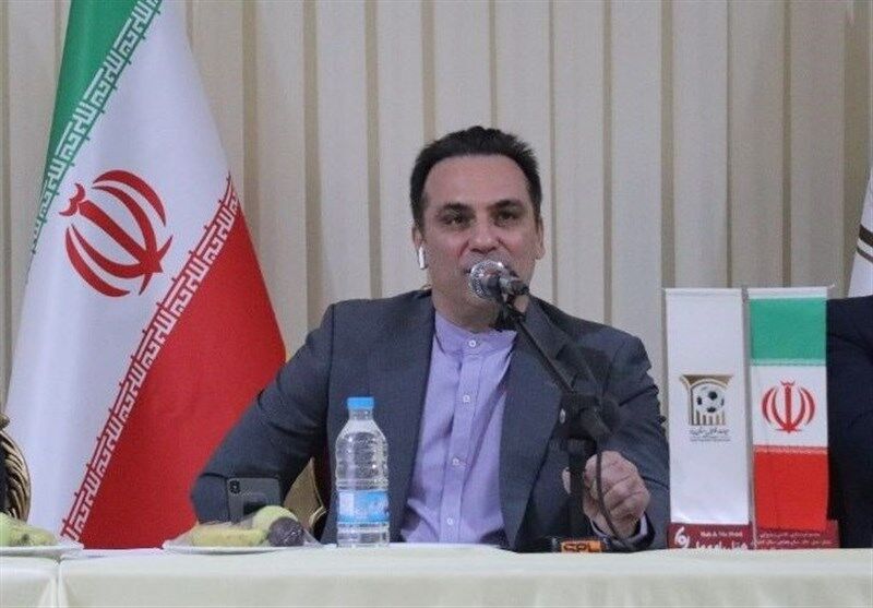 در فدراسیون رنگی جز پرچم ایران نخواهیم داشت