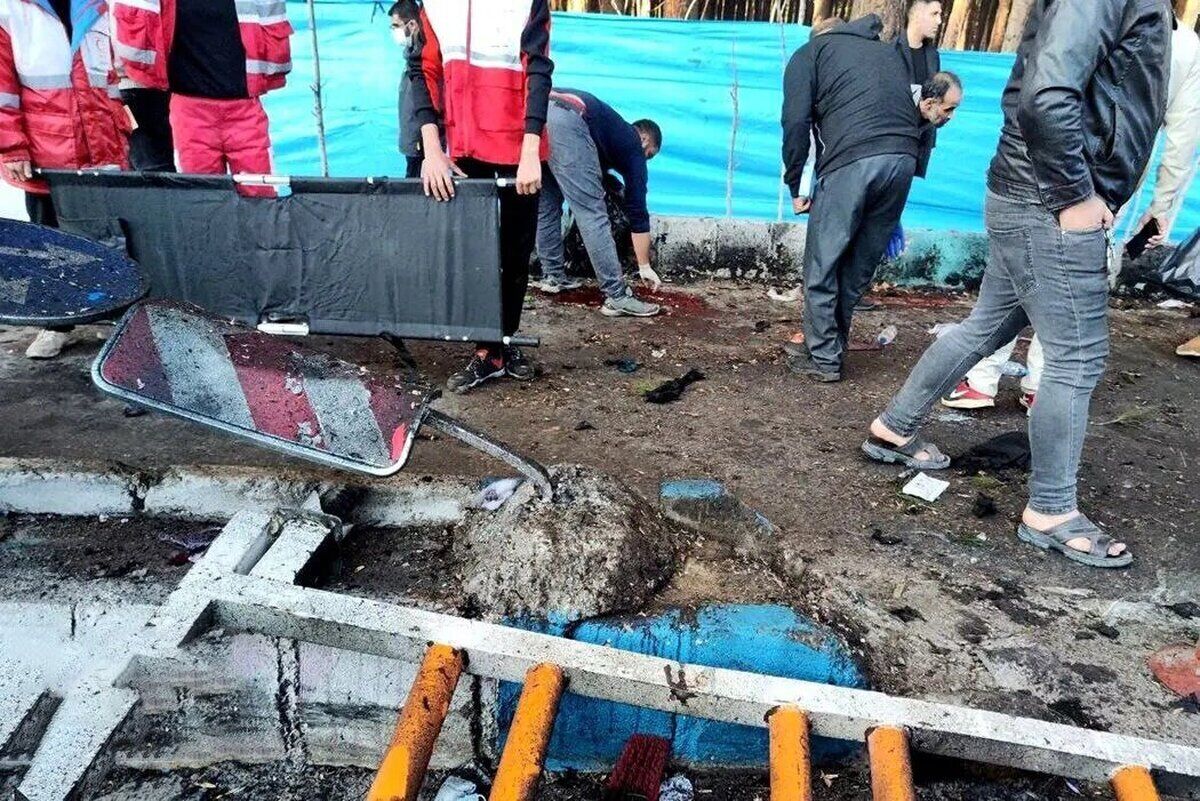 ۳۲ نفر مرتبط با پرونده حادثه تروریستی کرمان دستگیر شده‌اند؛ عوامل انتحاری تشییع شهدای حادثه تروریستی قبل از مراسم دستگیر شدند