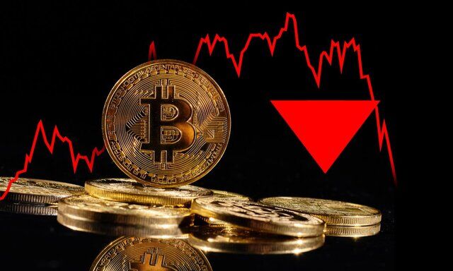 سقوط بیت‌کوین ادامه دارد؟