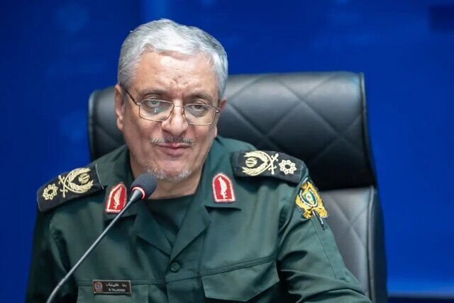 سخنگوی وزارت دفاع: بخش قابل توجهی از توان موشکی استفاده نشده است / تنگه هرمز در مدیریت هوشمند و مقتدر ایران قرار گرفته