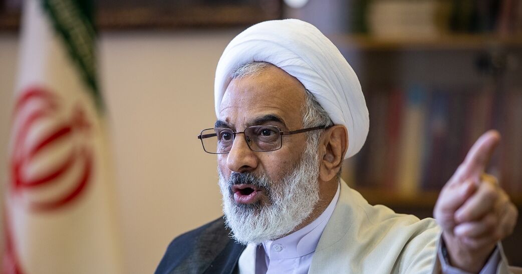 با کشوری که با دین بجنگد و ارزش‌های اعتقادی ما را زیر پا بگذارد ارتباط نخواهیم داشت
