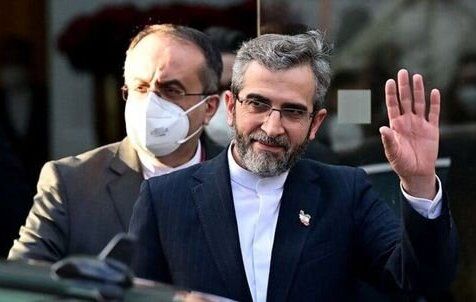 علی باقری راهی فرودگاه وین شد
