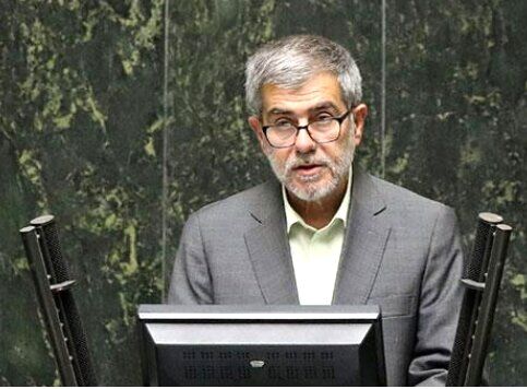 اینکه آیا پول فروش نفت به کشور برگردانده می‌شود و از چه راهی باید محرمانه بماند؛ مسئولان دولتی جوگیر نشوند اطلاعات دهند!