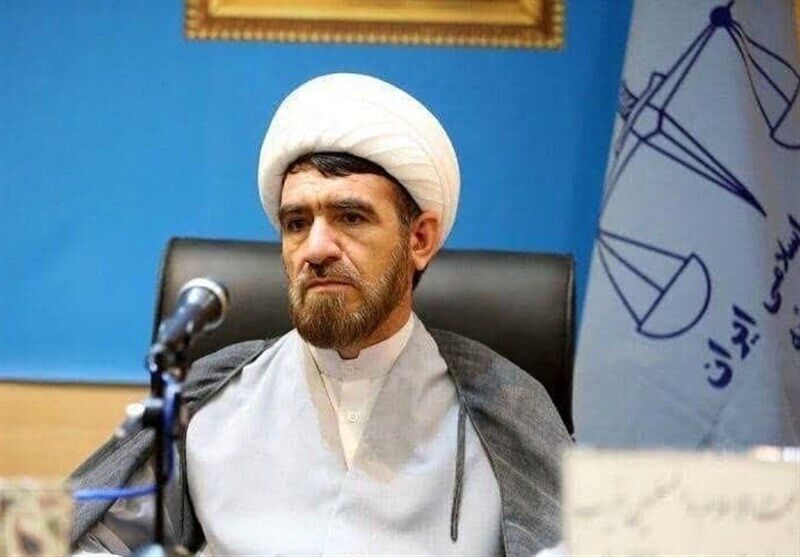 توضیحات دادستان قم درباره ماجرای درگیری میان روحانی و یک خانم؛  تنش‌ها همان لحظه تمام می‌شود اما فیلم تقطیع شده را به شبکه‌های معاند ارسال می‌کنند