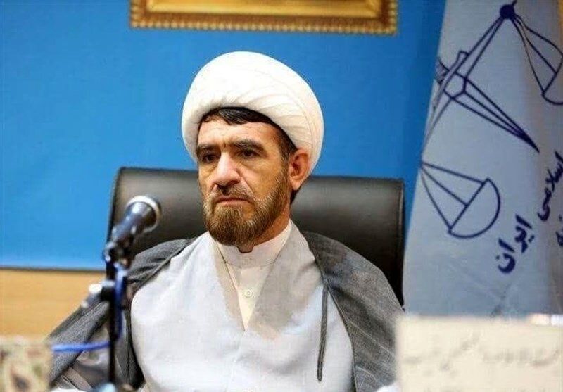 توضیحات دادستان قم درباره ماجرای درگیری میان روحانی و یک خانم؛  تنش‌ها همان لحظه تمام می‌شود اما فیلم تقطیع شده را به شبکه‌های معاند ارسال می‌کنند