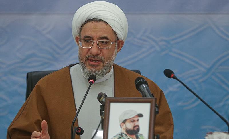 استفاده از فناوری‌ها باید با نظارت و کنترل دستگاه‌های دولتی انجام شود؛ استفاده از فناوری‌های بد به صورت کلی حرام است