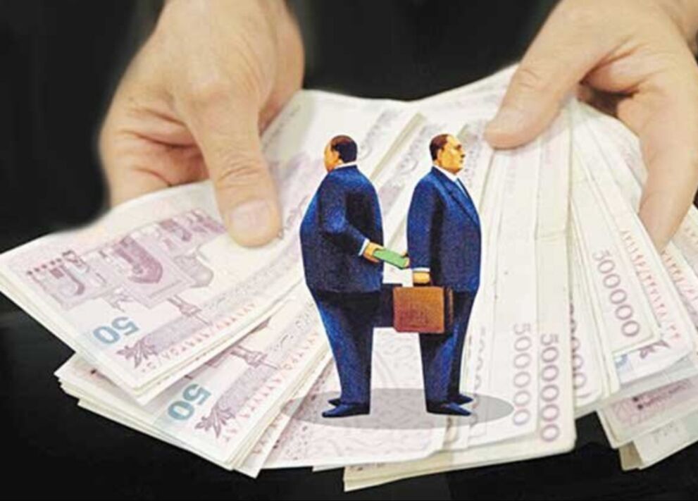 فسادهای اقتصادی داخلی از فضولات تمدن غربی است؛ فرهنگ ایرانی و اسلامی مبرا از اینهاست
