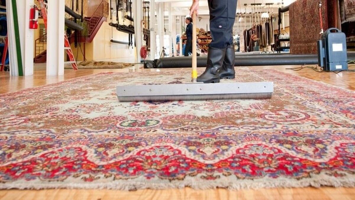 اعلام نرخ رسمی خدمات قالیشویی برای سال ۱۴۰۴ + لیست قیمت‌ها