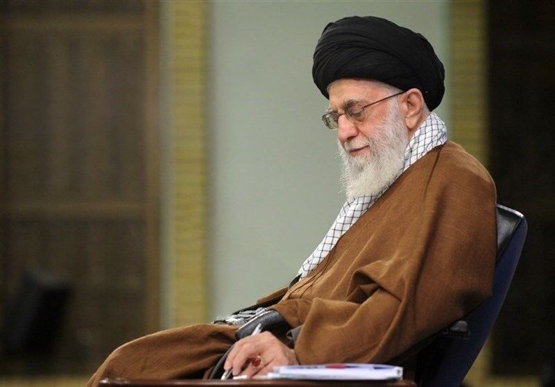 توئیت عبری جدید سایت رهبر انقلاب اسلامی به مناسبت مراسم تشییع مجاهد کبیر شهید سیدحسن نصرالله و شهید سیدهاشم صفیّ الدّین 