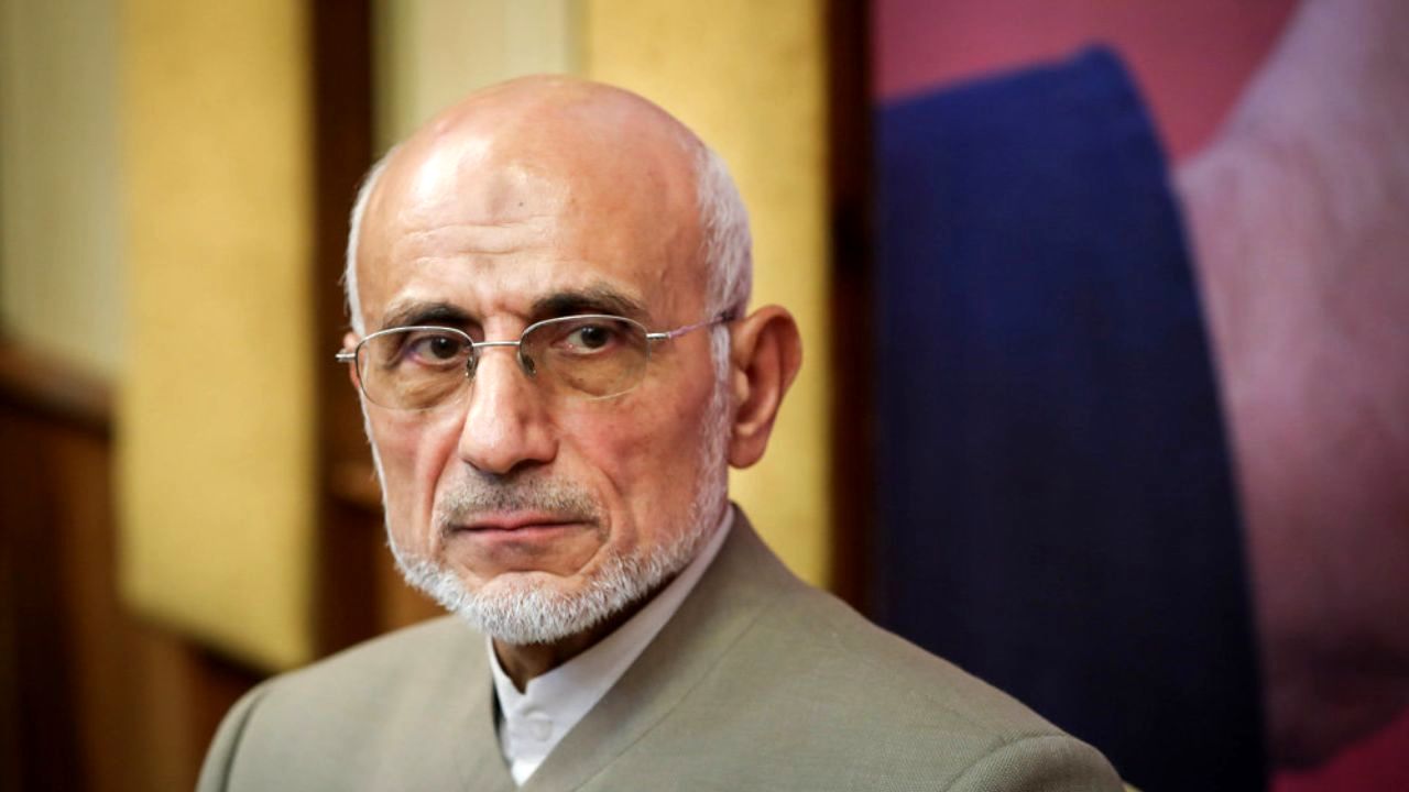 دولت از طرفی بازار ارز را آشفته می‌کند و از طرفی می‌گوید بسته حمایتی درست کرده‌ایم