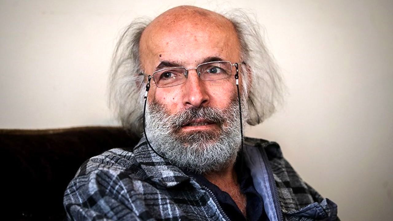 در واکنش به تصمیمات درباره اکران نکردن «کاناپه» چه چیزی می‌توانم بگویم؟/ برای «کاناپه» تصمیمات مهمی خواهم گرفت/ «87 متر» تا یک ماه دیگر به پایان می‌رسد