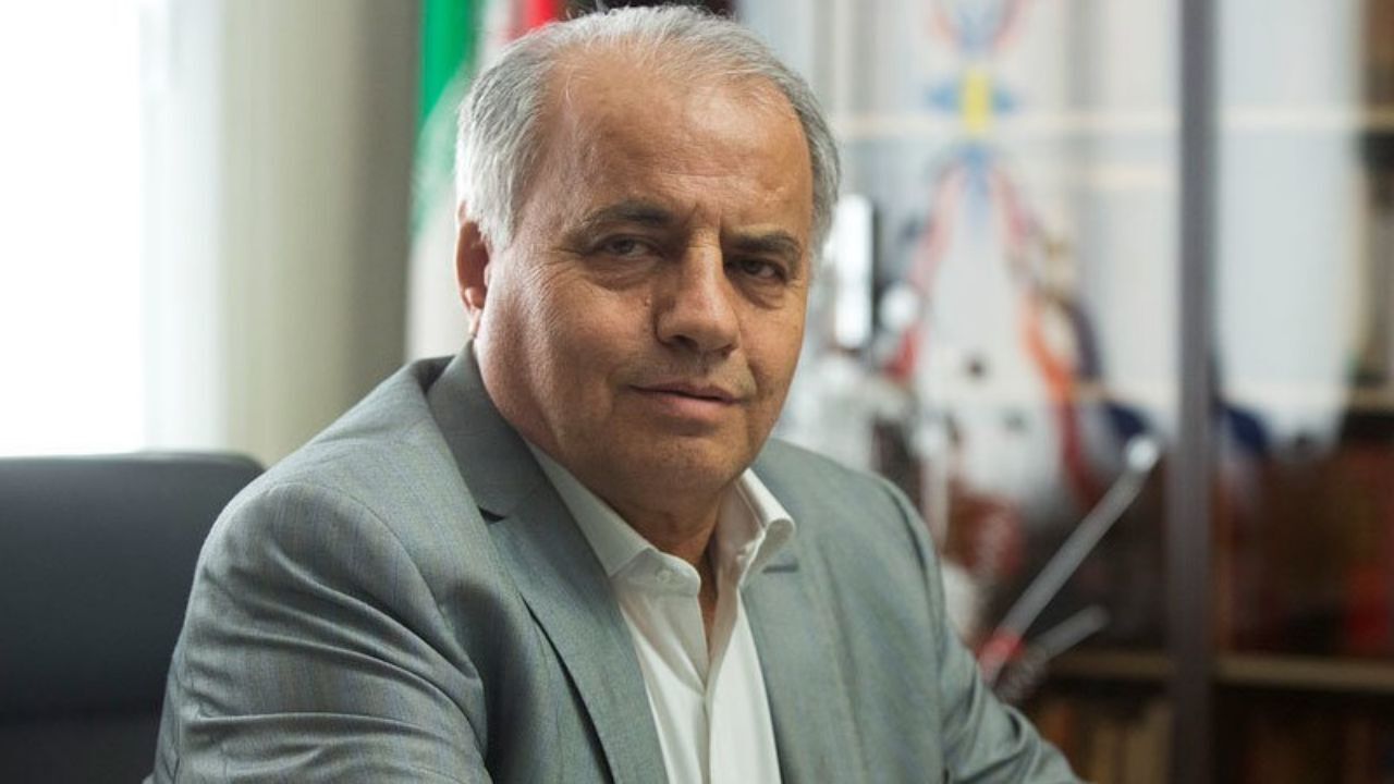 پایتخت سیاسی باید از تهران جدا شود