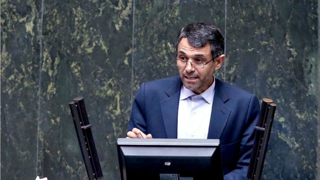 نمایندگان تلاش می‌کنند فاصله حقوقی کارکنان برداشته شود