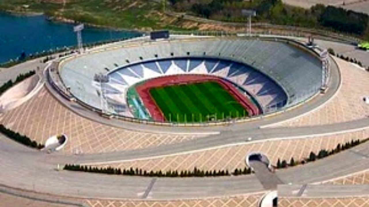 تمهیدات پلیس جهت تسهیل در عبور مرور در تمامی معابر منتهی به ورزشگاه آزادی