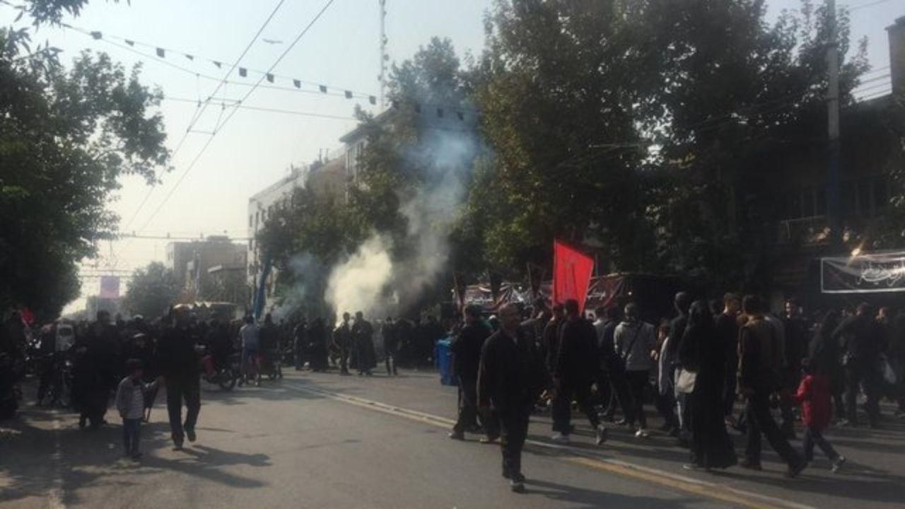 جاماندگان از اربعین حسینی (ع) به خیابان‌ها آمدند