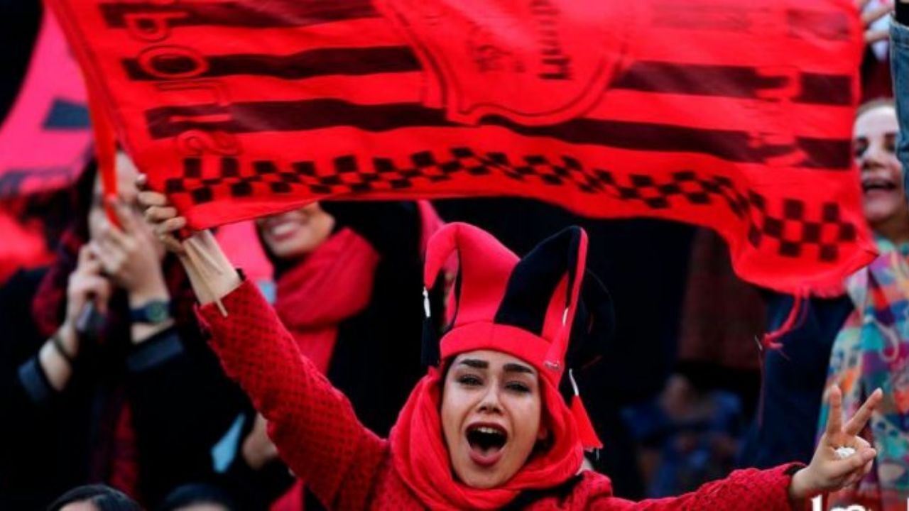 واکنش فیفا به حضور زنان در ورزشگاه آزادی+ عکس