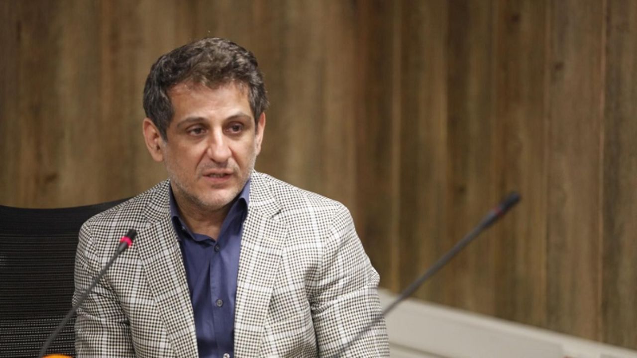در دوره احمدی‌نژاد تمام طرح‌های توسعه کشاورزی تعطیل شد/ دیکتاتوری بانکی باعث مغفول ماندن از صنعت بسته‌بندی شد/ بزرگ‌ترین مشکل اقتصادی همه بانک‌ها و منابع گردش مالی دنیا وابستگی به دلار است