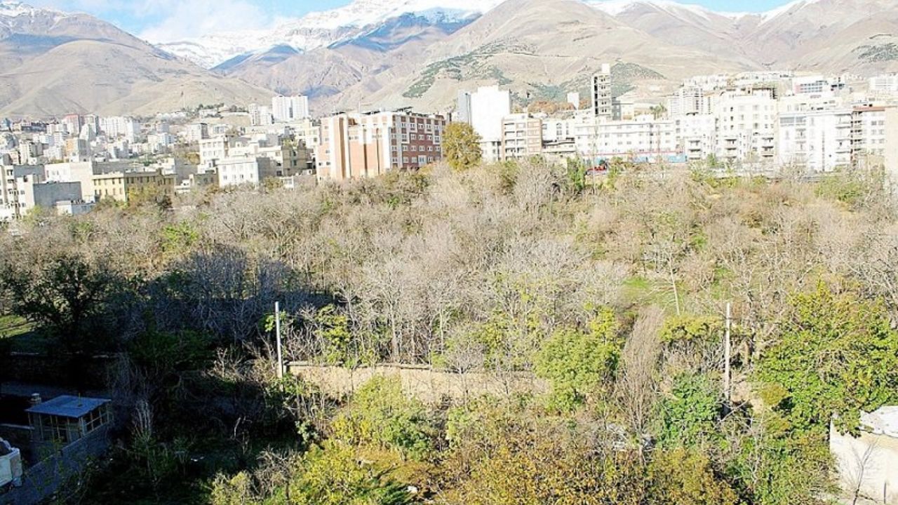 تغییر کاربری باغ اراج بدون مجوز محیط زیست امکان‌پذیر نیست