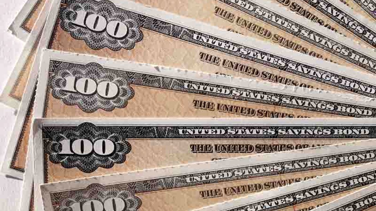 چین بیشترین حجم اوراق قرضه آمریکا در 8 ماه اخیر را فروخت