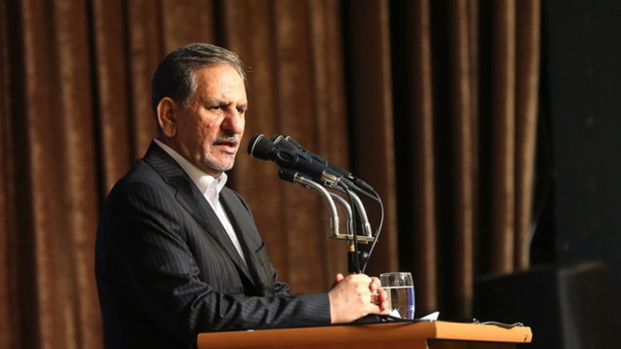 امروز برای خدمت به کشور نباید خط و مشی سیاسی مدیران ملاک قرار گیرد