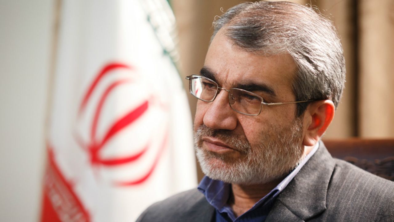 هنر می‌تواند قانون اساسی را زیباتر به عدالت‌خواهان معرفی کند