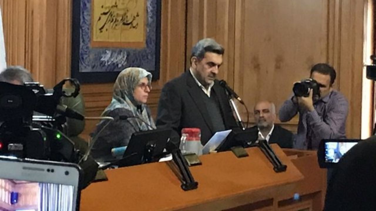 حناچی سوگند یاد کرد؛ با فساد مبارزه می‌کنم