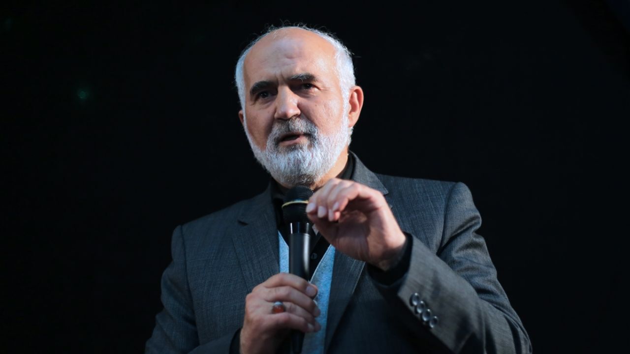 هشدار می‌دهم که از نارضایتی مردم مستضعف بپرهیزید