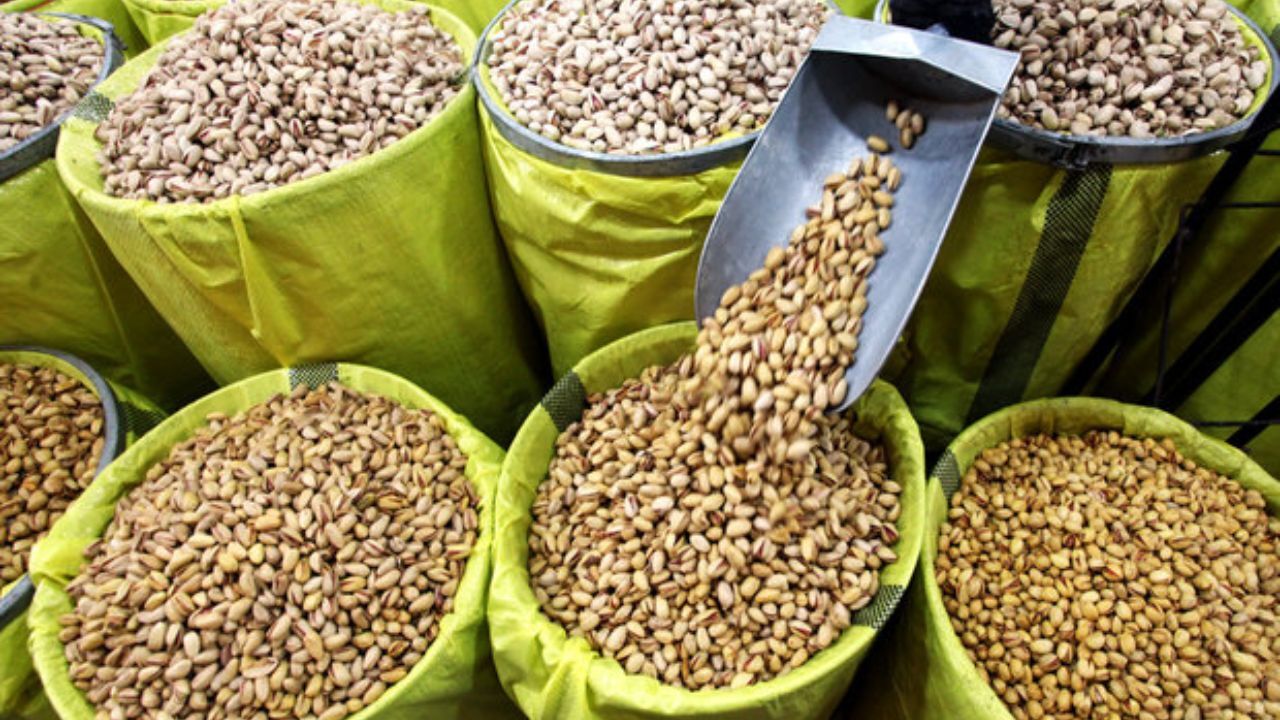 افزایش 250 درصدی قیمت‌ آجیل در شب یلدا