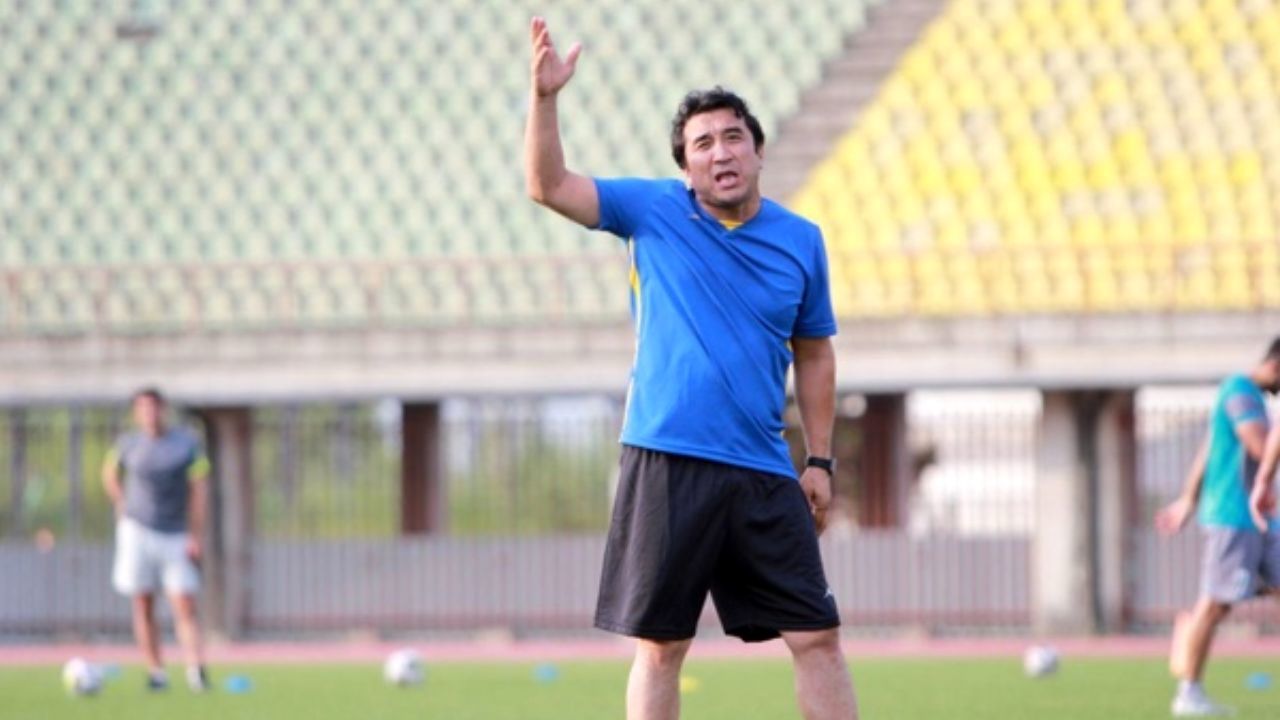 من نه پرسپولیسی‌ام و نه استقلالی