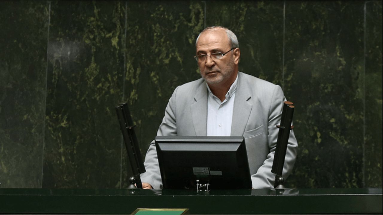 انتشار لیست حقوقی مدیران و مسئولان براساس قانون ضروری است