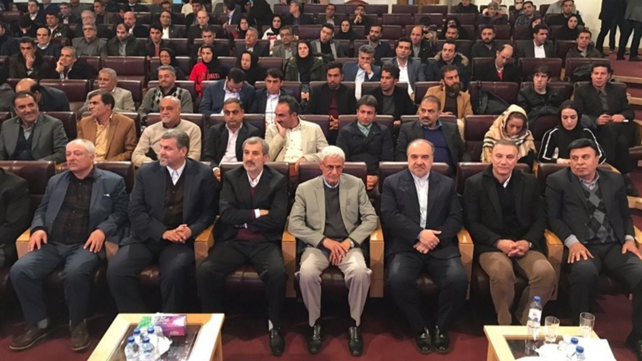 تقدیر وزیر ورزش از مربیان برتر فوتبال