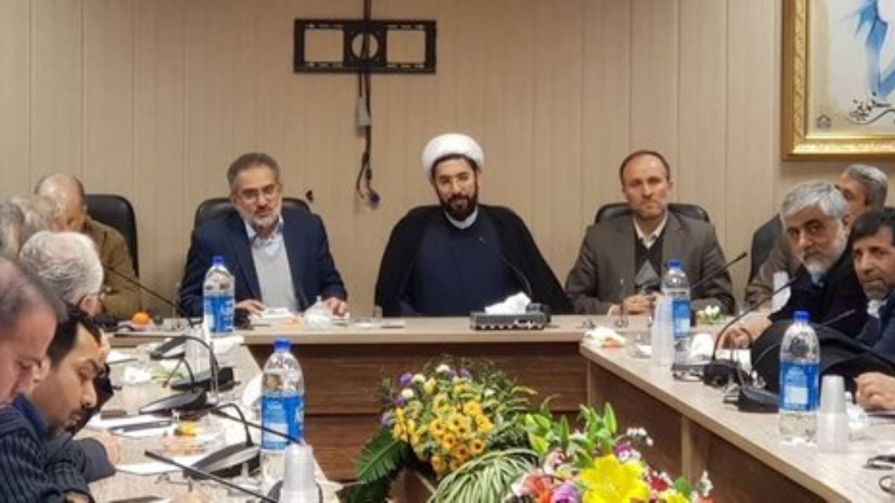 مجلس در تراز جمهوری اسلامی نیست/ انتخابات مجلس آینده دومینوی کنار رفتن غربگرایان از دولت و شوراها را آغاز می‌کند