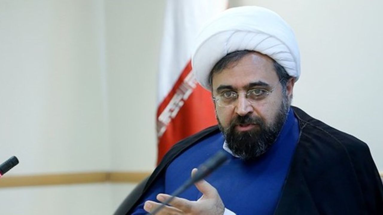 اجرای سرود 40 هزار نفری اعضای کانون های فرهنگی مساجد