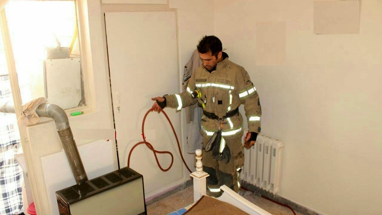 مسمومیت 130 نفر درحسینیه هارونی شهرکرد