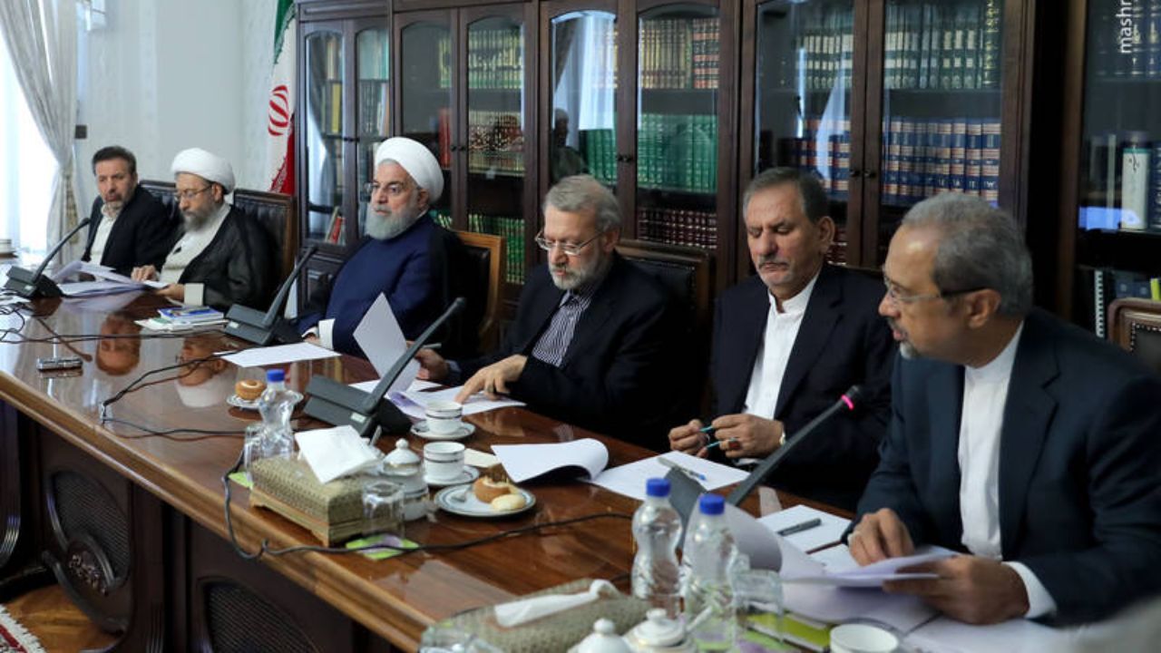 بانک مرکزی باید حقوق سپرده‌گذاران موسسات اعتباری را تضمین کند