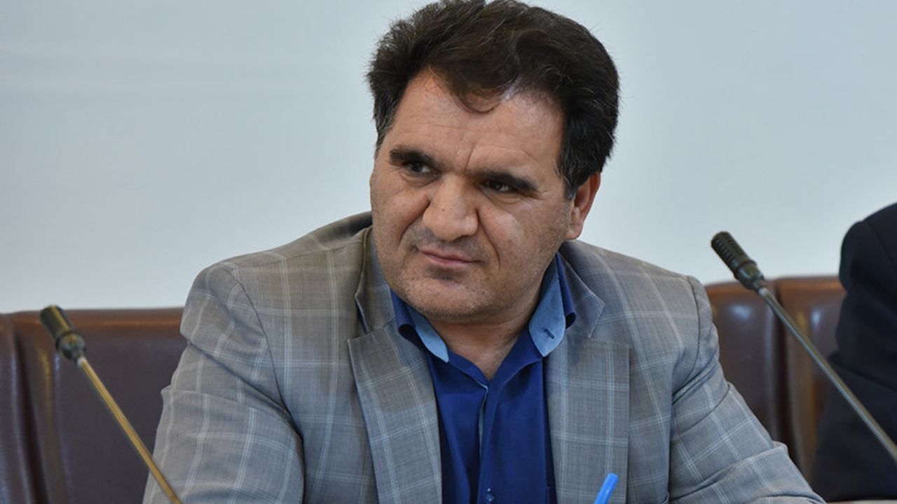 مقصودی از پاسخ‌های وزیر آموزش و پرورش قانع شد