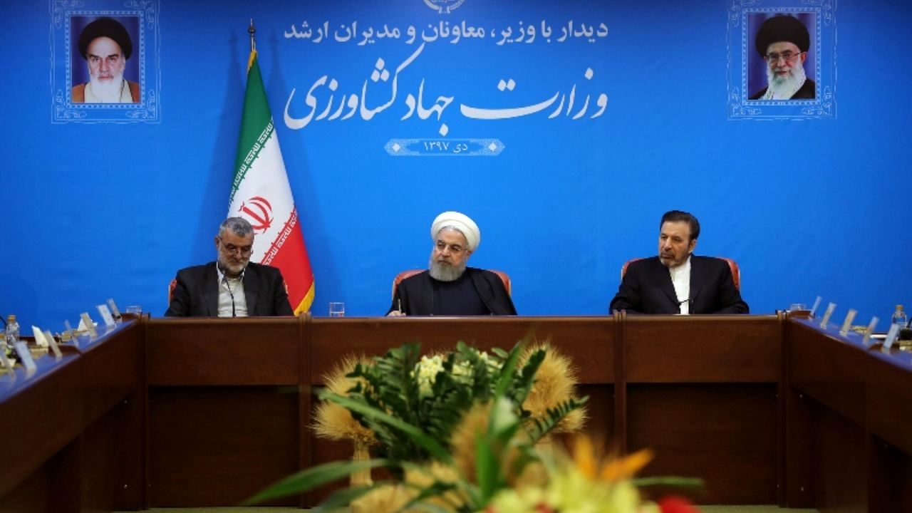 اسم برجام را هم نمی‌شود برد، چراکه بعضی ناراحت می‌‌شوند/ ارز 4200 تومانی می‌‌‌گیرند و کالای وارداتی را بعدا صادر می‌کنند/ عده‌ای می‌خواهند مردم را ناامید کنند