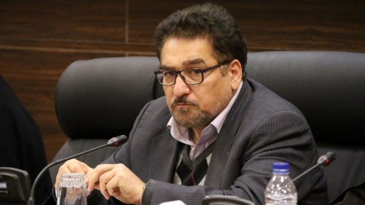 بانک مرکزی به جای حذف صفرها از پول ملی اصلاحات پولی و بانکی را اعمال کند