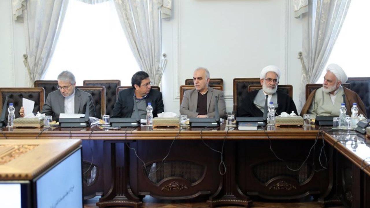 گزارش رئیس بانک مرکزی از اصلاح نظام بانکی/تسریع در انجام توافقات با کشورهای همسایه