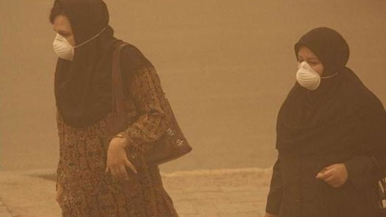 174 ریگانی به خاطر گرد و غبار راهی بیمارستان شدند