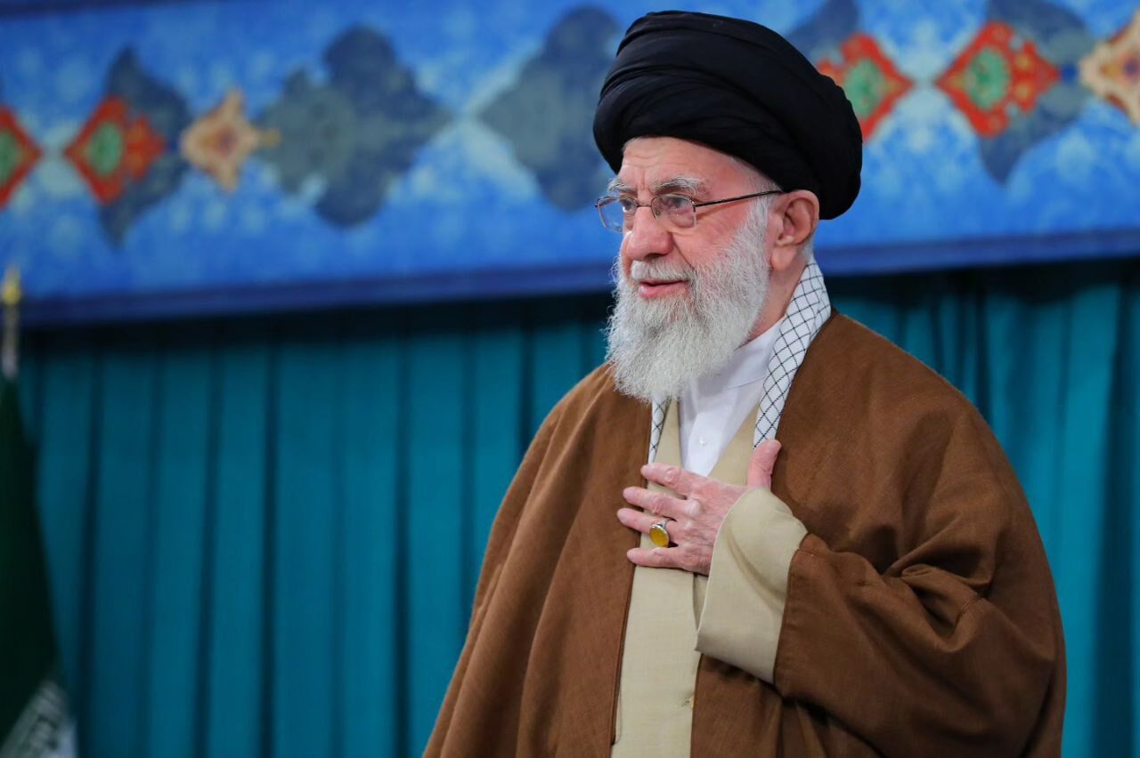 دیدار جمعی از کارگران با رهبر انقلاب