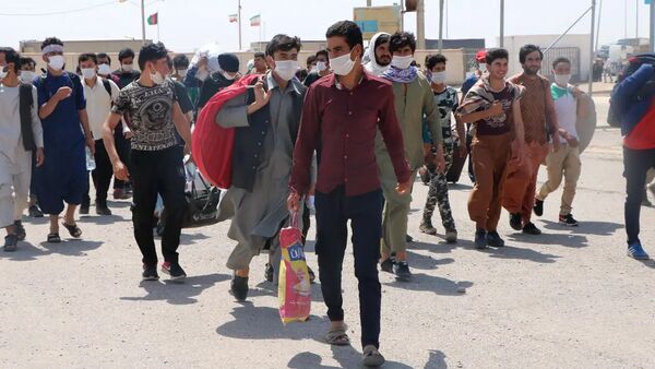 سخنگوی وزارت کشور: ۴ میلیون و ۵۶۳ هزار و ۱۱۸ نفر اتباع خارجی در کشور داریم/ از این تعداد، ۲ میلیون و ۴۳۱ هزار و ۸۹۵ تن مدارک رسمی اقامتی دارند
