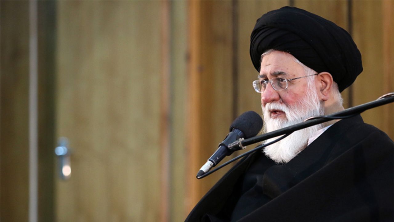 درویشی انحراف است/ آمریکا به جای داعش از دراویش استفاده کرد/ همه تقاصیر از جریان دراویش است