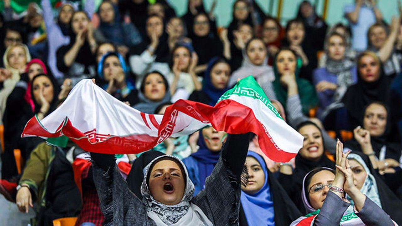 بانوان مجوز حضور روی سکوها را به دست آوردند