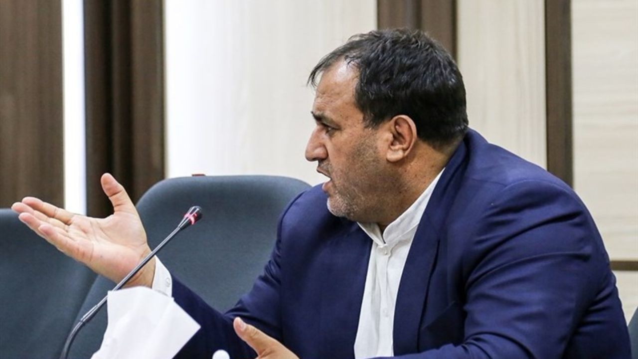 پیمانکاران از خانواده معلولان سوءاستفاده کردند/ عذرخواهی‌ام به معنی قبول اشتباه نبود/ خانواده معلولان جای دیگری ساکن بوده‌اند